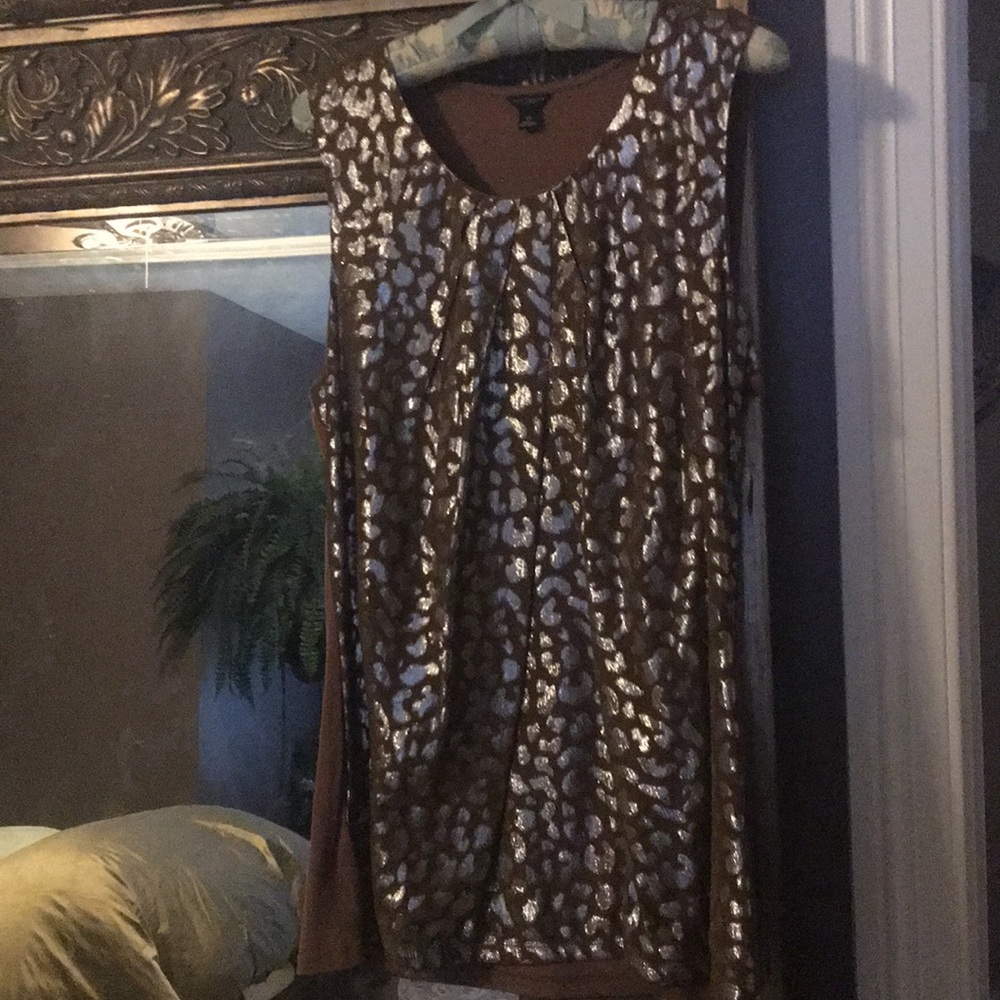 Ann Tylers Cute top